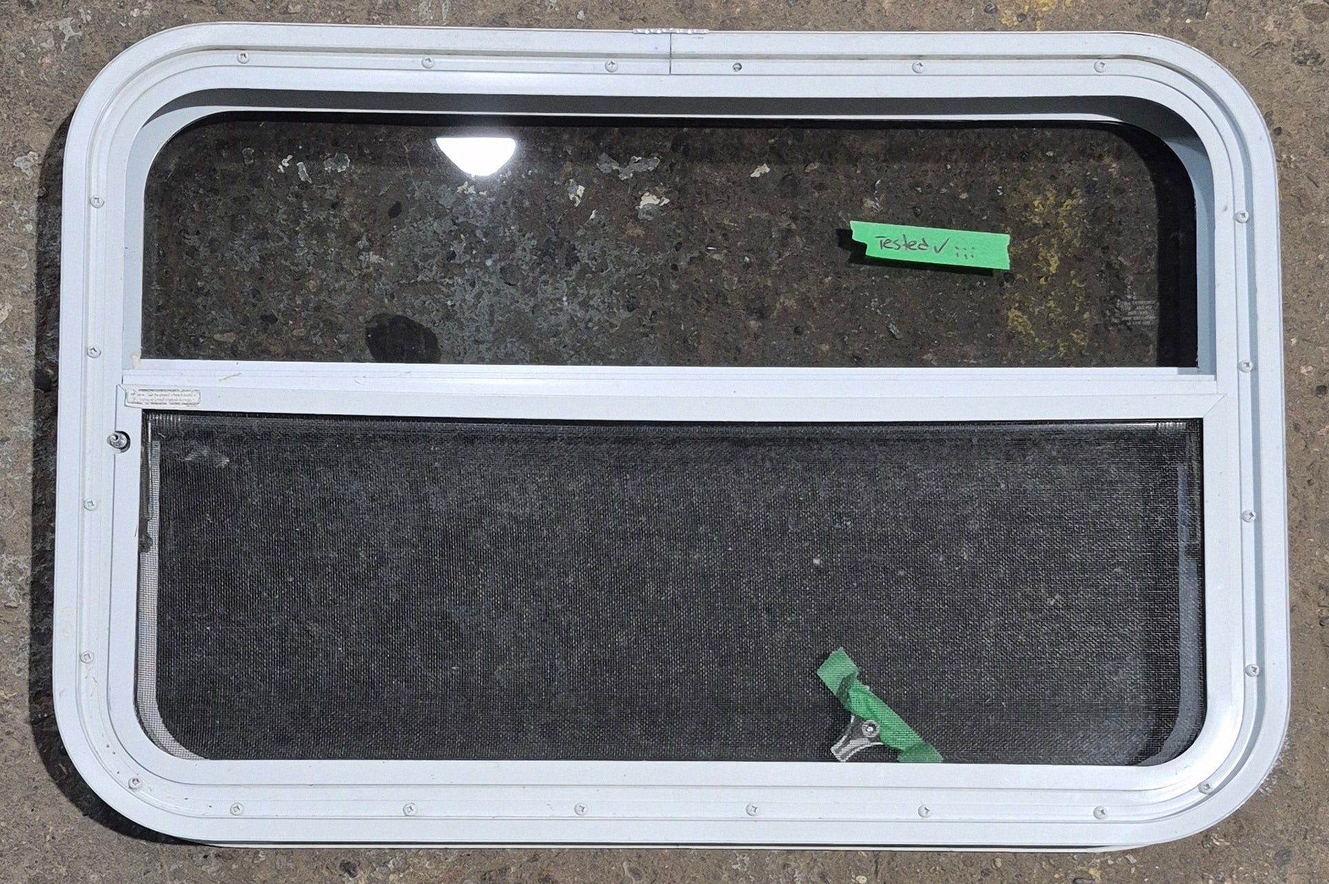 Used White Radius Opening Window : 29 1/2 W x 19 1/4 H x 1 7/8 D